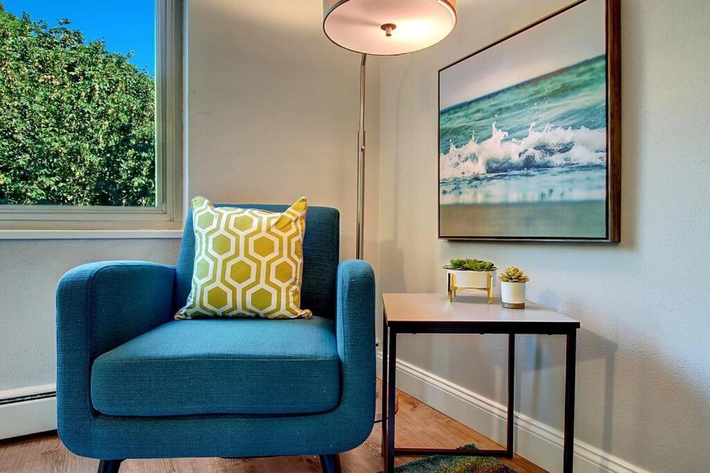 Modern Coastal Downtown, King Bed, Work Desk, Kitchen Villa Seattle Exterior photo